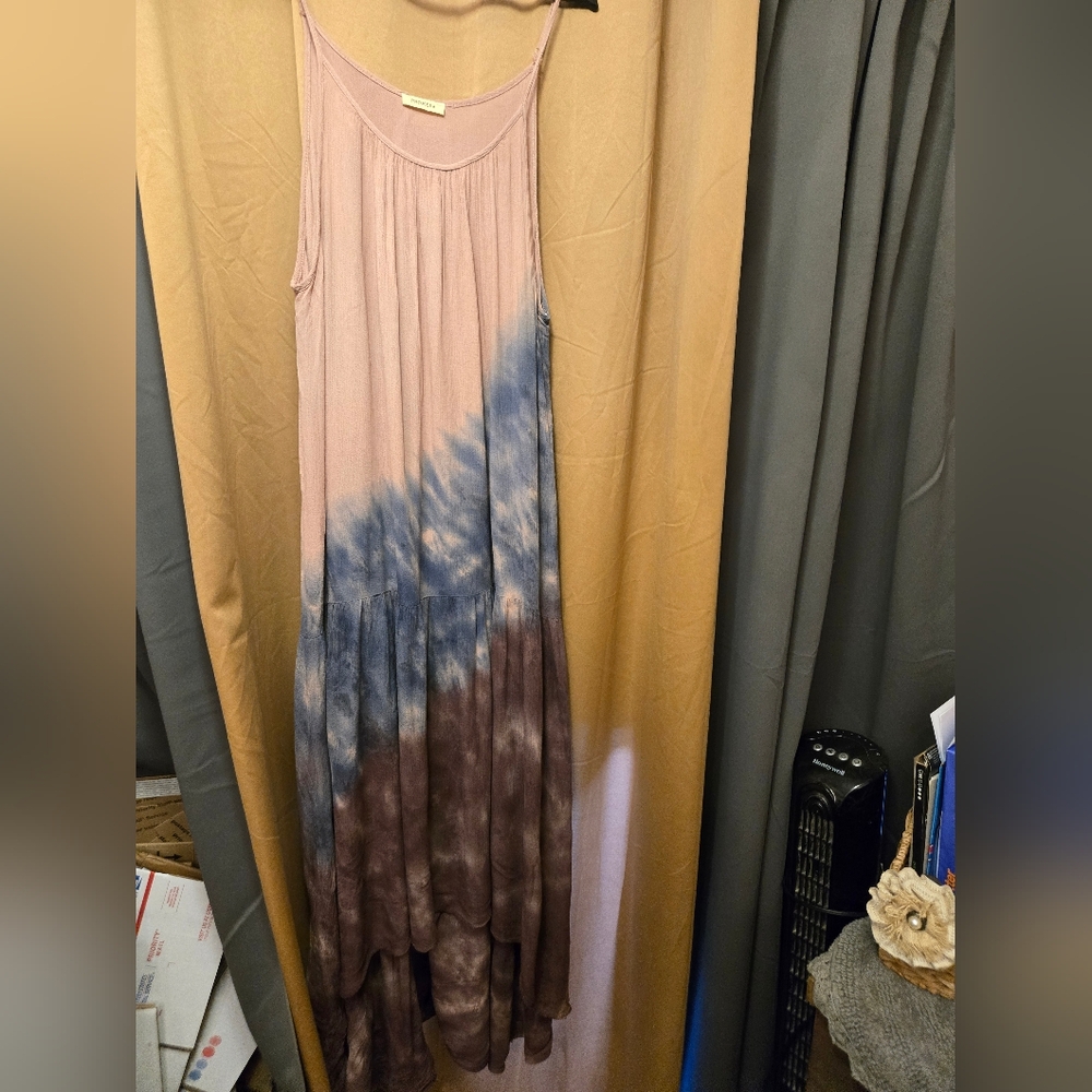 Promesa size large hi-lo tie-dye boho maxi dress